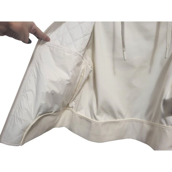 Moose Knuckles Rock Point 2 Quilted Hooded Vest Plaster White - Picture 5 of 15